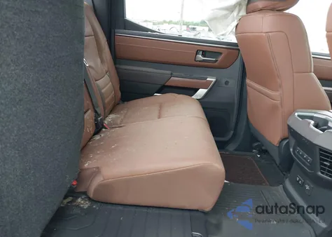 2024 Toyota Tundra Hybrid 1794 Edition z USA, uszkodzony, nr VIN 5TFMC5DB2RX051652